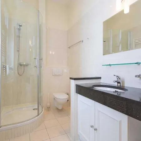 San Marino, App 5 Apartment *