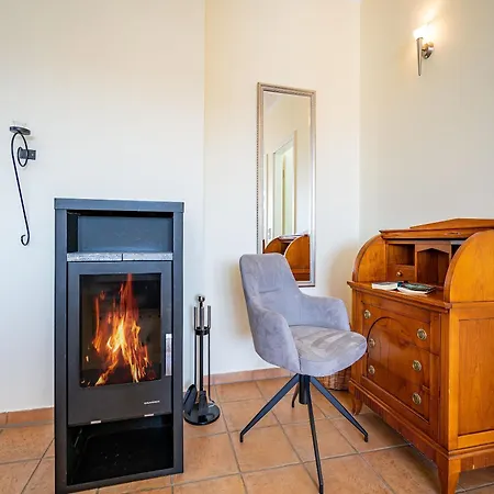 San Marino, App 5 Apartment