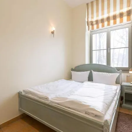 San Marino, App 5 *